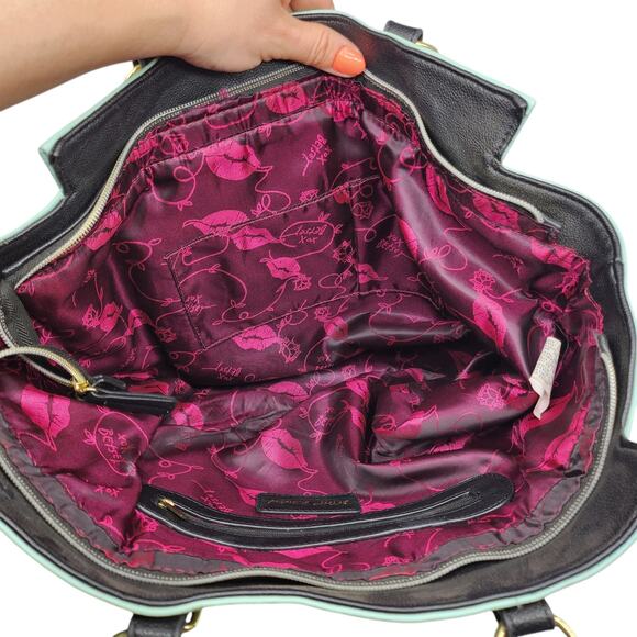 Betsey Johnson Purse Handbag Blue White Quilted Hearts Large Y2k 2000s Black - Picture 8 of 13